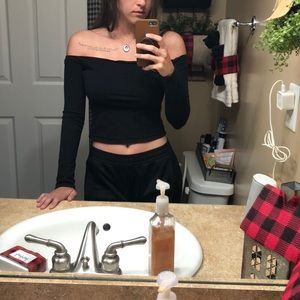 Off shoulder crop top